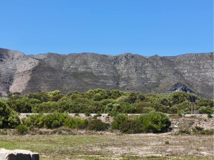 2 Bedroom Property for Sale in De Kelders Western Cape